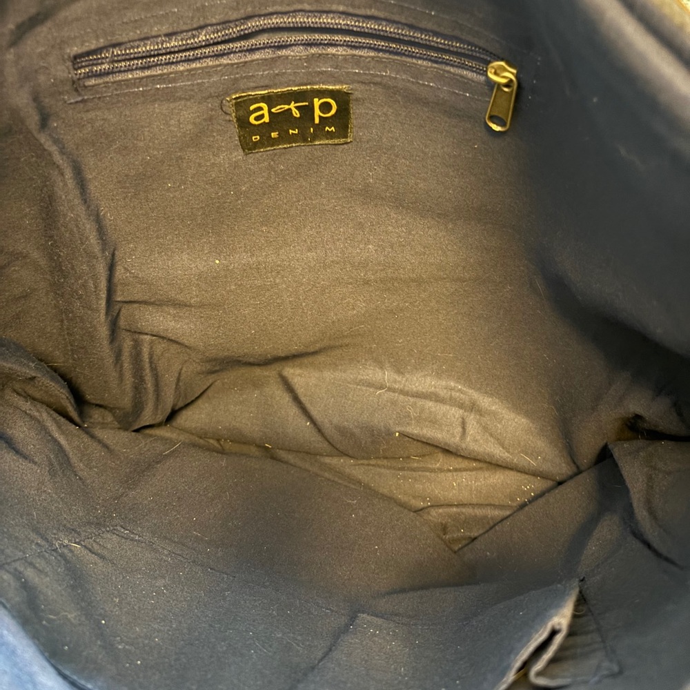 A & P DENIM MULTICOLORED BOHEMIAN TOTE ONE ZIP POCKET INSIDE CLEAN INTERIOR - Picture 12 of 15